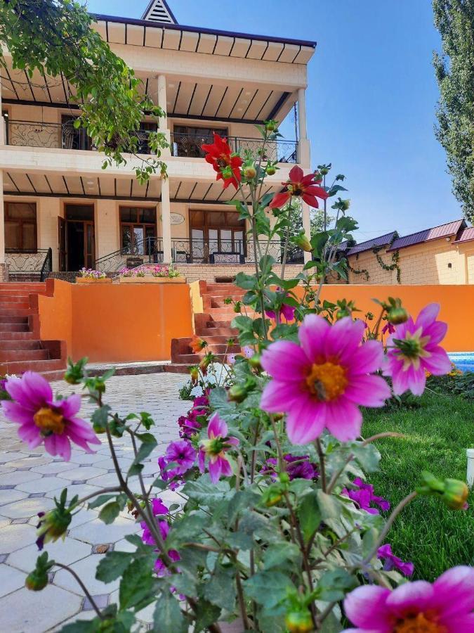 Hotel Зона Отдых Apachi В Горах Чимган Zewnętrze zdjęcie