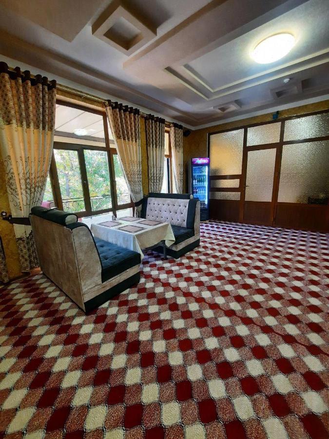 Hotel Зона Отдых Apachi В Горах Чимган Zewnętrze zdjęcie