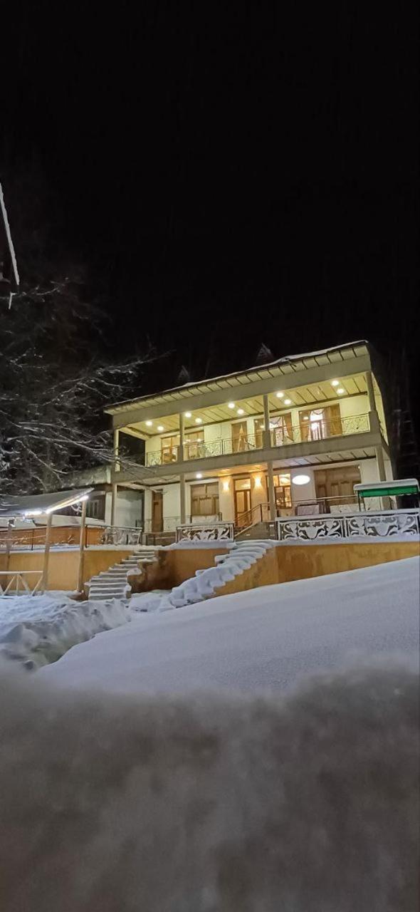 Hotel Зона Отдых Apachi В Горах Чимган Zewnętrze zdjęcie