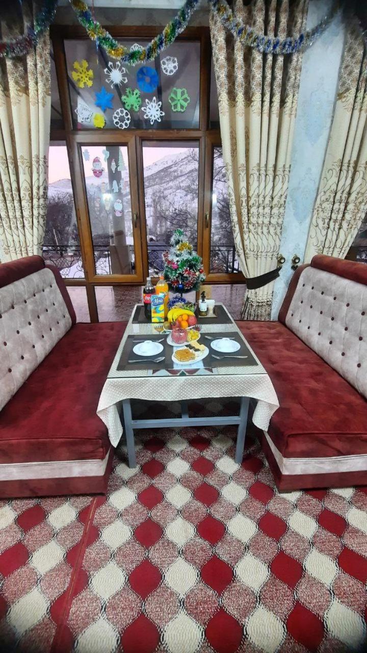 Hotel Зона Отдых Apachi В Горах Чимган Zewnętrze zdjęcie