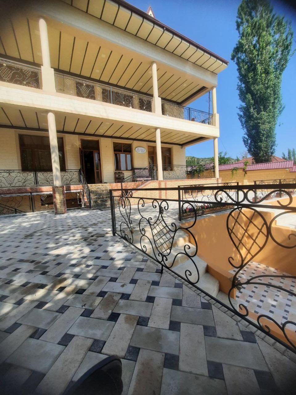 Hotel Зона Отдых Apachi В Горах Чимган Zewnętrze zdjęcie